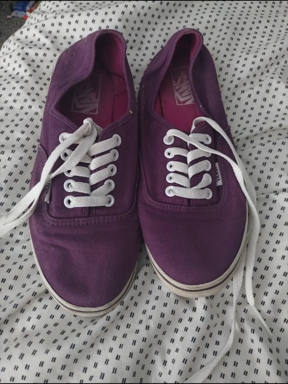 Vans Purple Canvas Low-Top Sneakers with White Laces Size 6.5 Men's